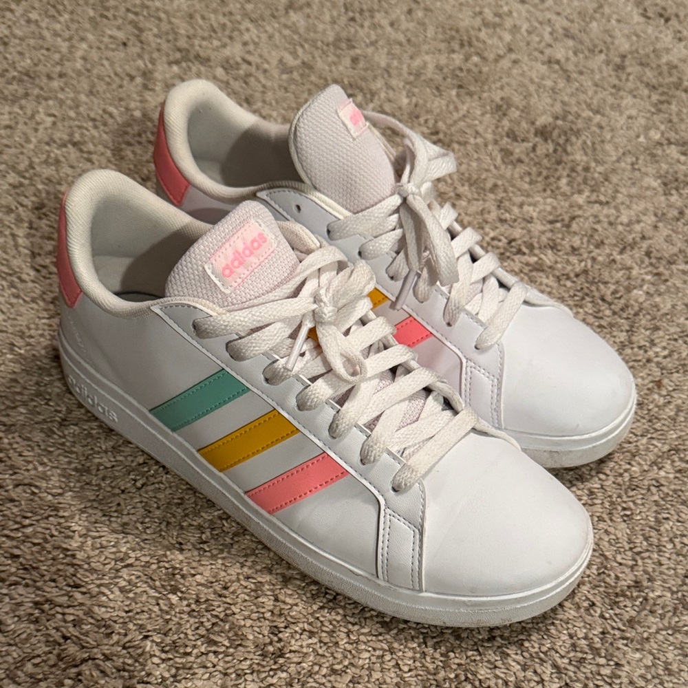 Kids Adidas Grand Court 2.0 White Sneakers with neon accents